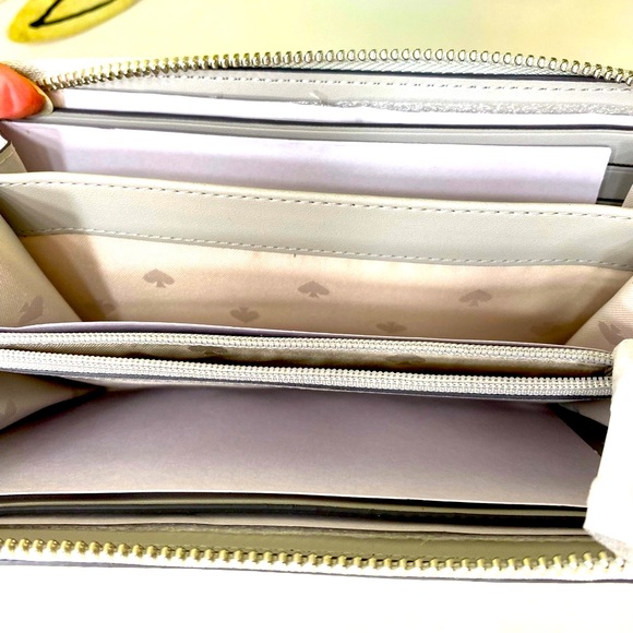 Kate Spade Glitter 🎉HP🎉Silver Zip Wallet NWT - Picture 11 of 12